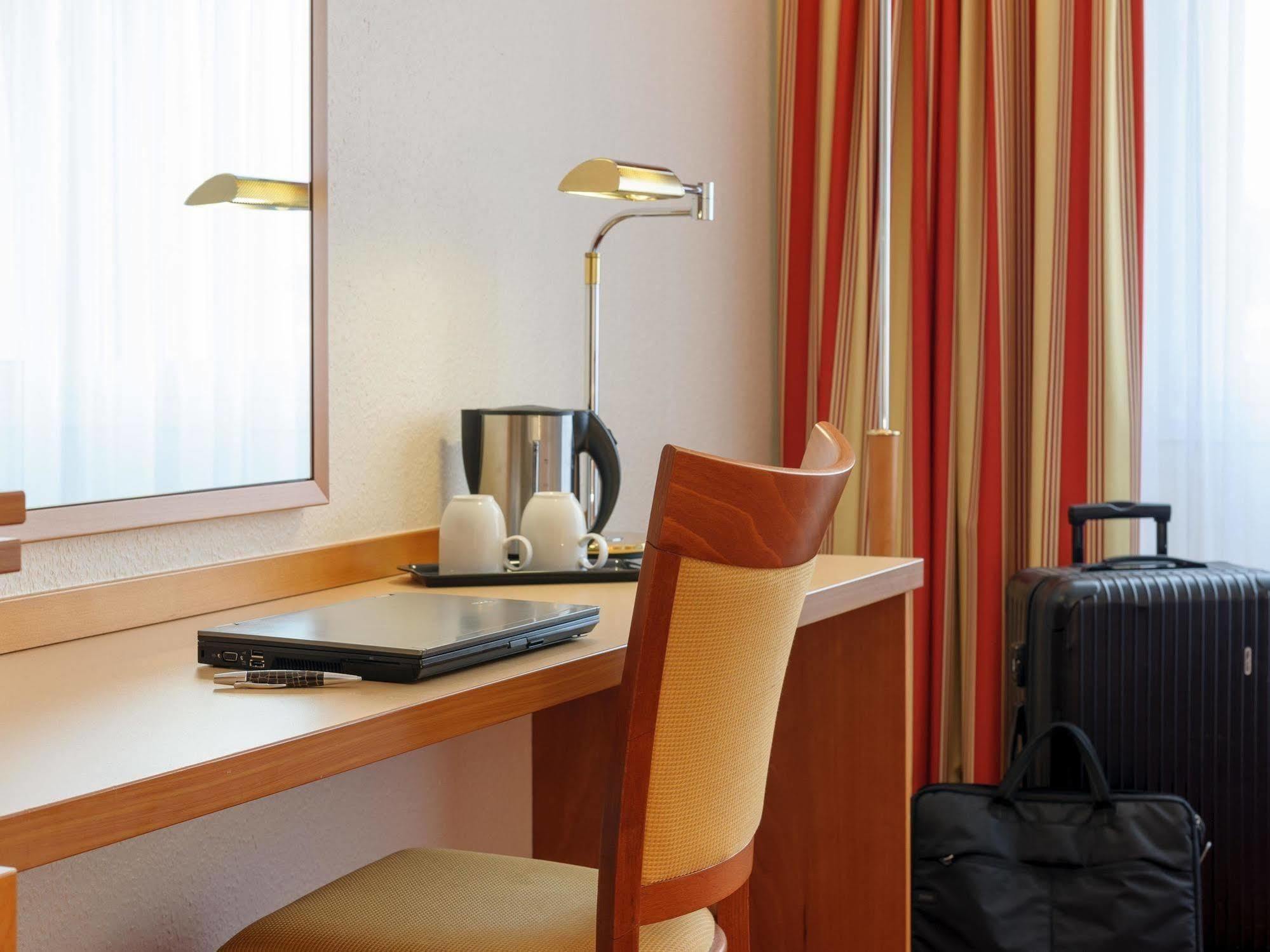 Mercure Hotel Saarbruecken City Ngoại thất bức ảnh